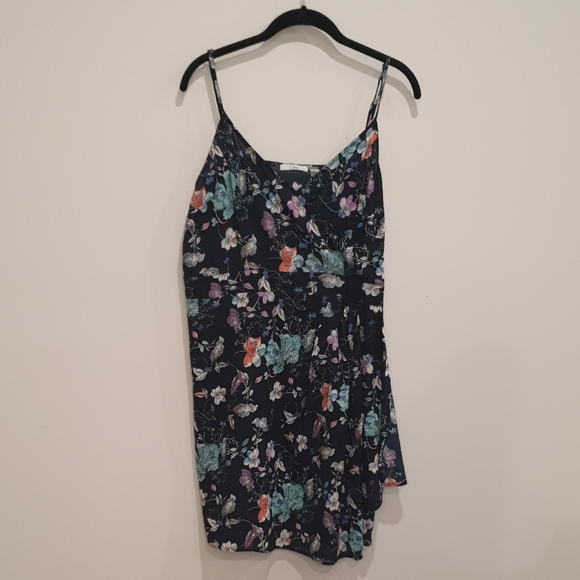 Dex Dresses & Skirts - Dex Floral Spaghetti Strap Dress Navy Size Large